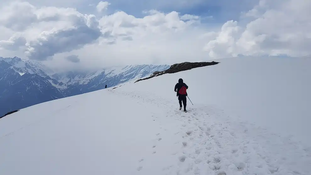 Bhrigu Lake Trek 2024 Best Time, Height, Distance, Weather (3)